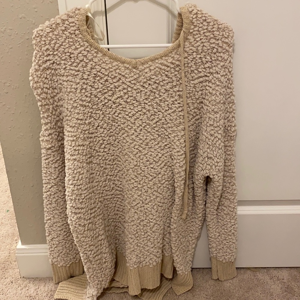 miracle popcorn sweater with hood size S/M